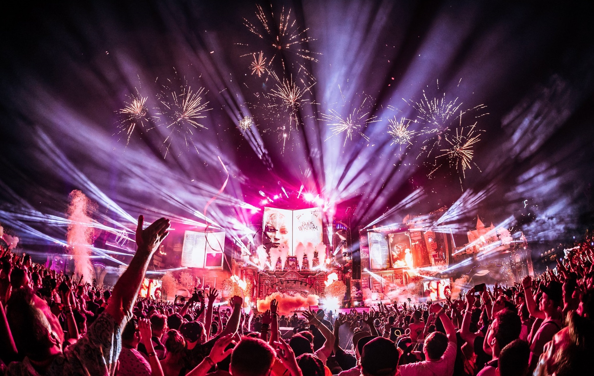 Watch the best full sets from Tomorrowland 2019 EDMLI