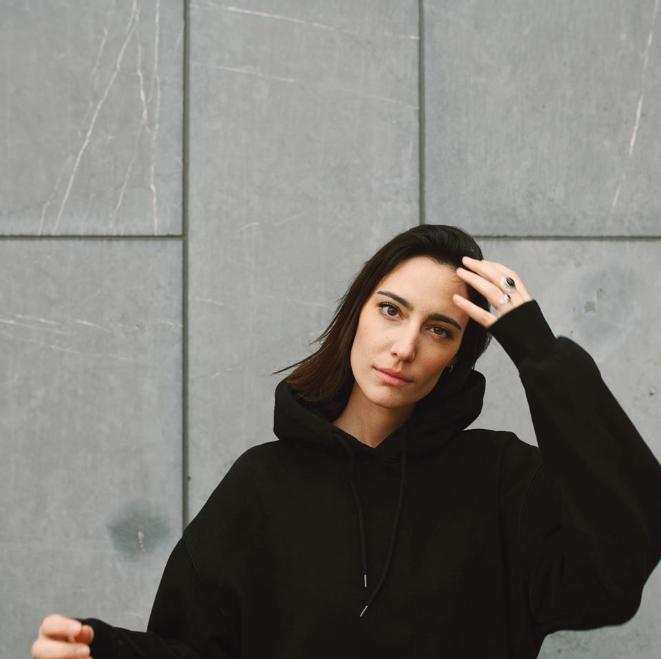 6 Facts About Techno Phenomenon Amelie Lens You Didn't Know! 